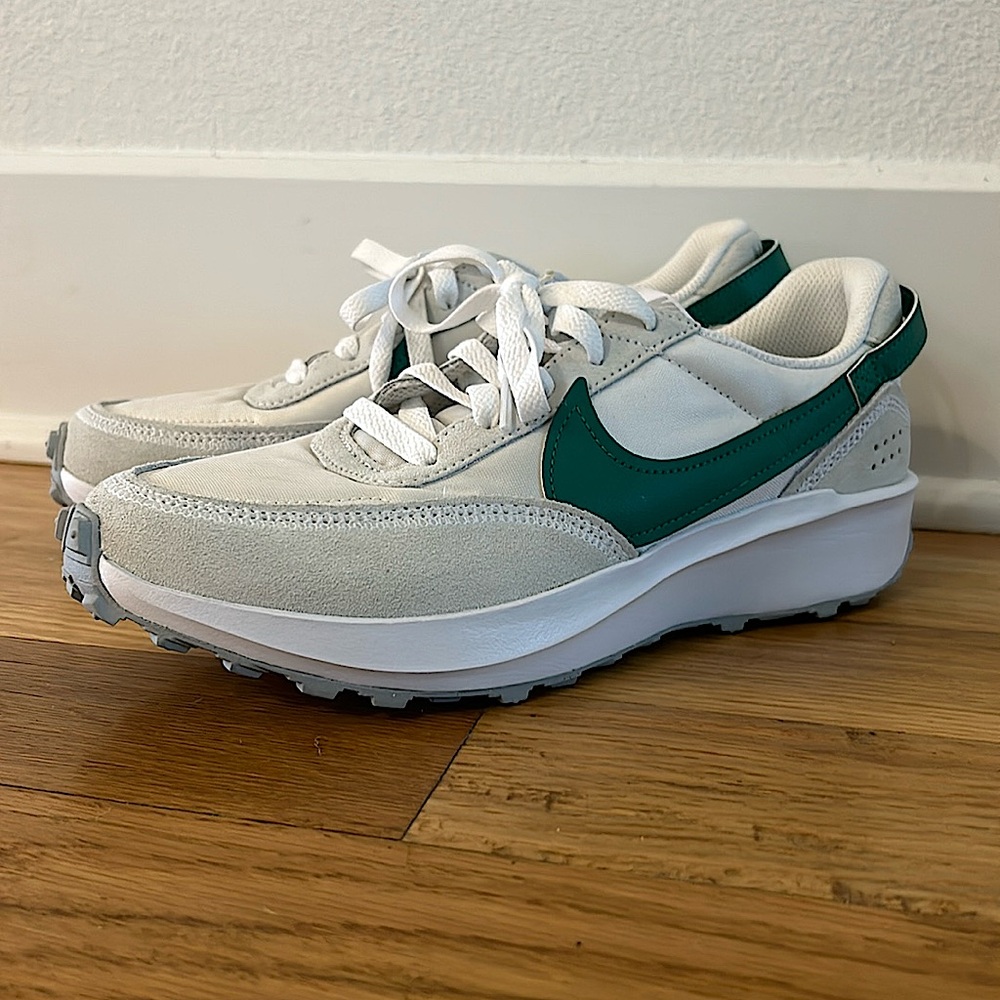 Women’s Nike Waffle Debut Sneakers